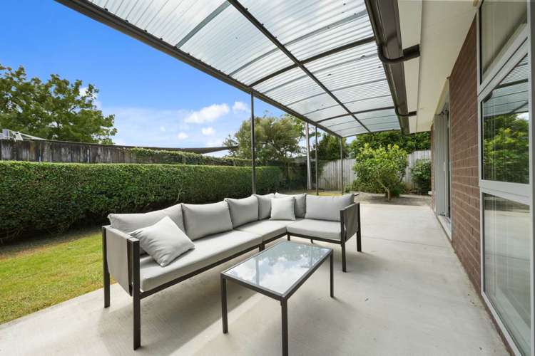 12 Isobel Road Greenhithe_13