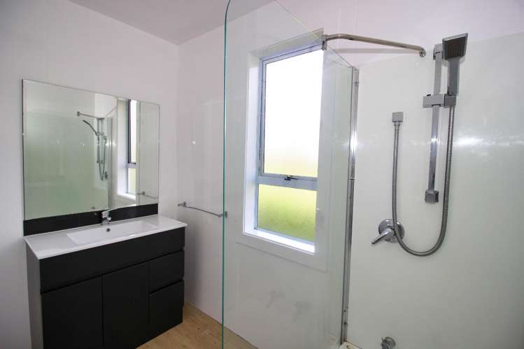 82 Clark Road Edendale_21