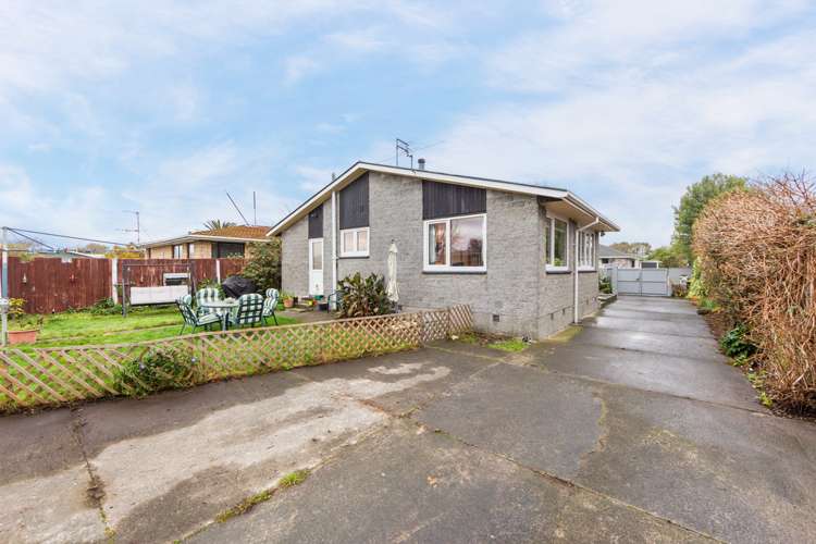 8 Stanton Crescent Hoon Hay_13