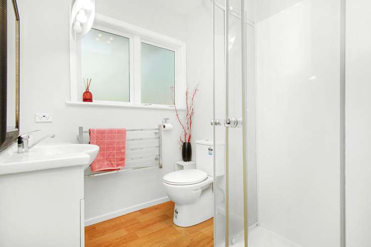 33 Chester Road Tawa_23