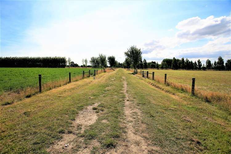 36 Andrews Road Lincoln_29