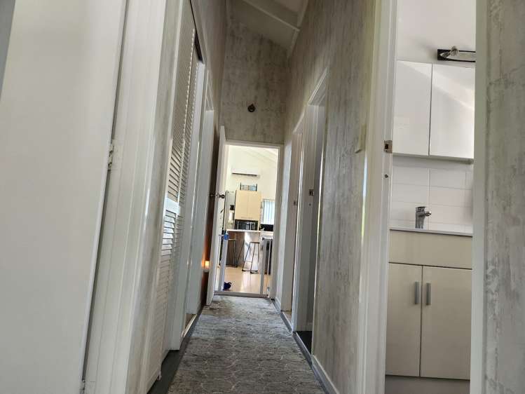 42 Mcentee Road Waitakere_8