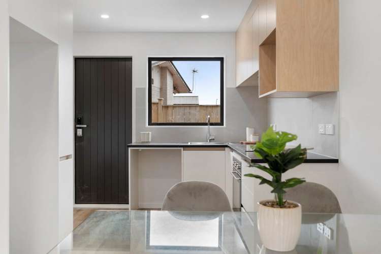 43 Friesian Drive Mangere_7