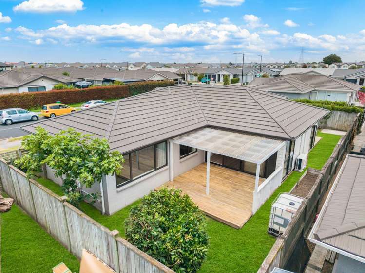 6 Biplane Street Takanini_3