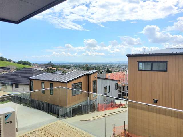 8 Timo Way Flat Bush_1
