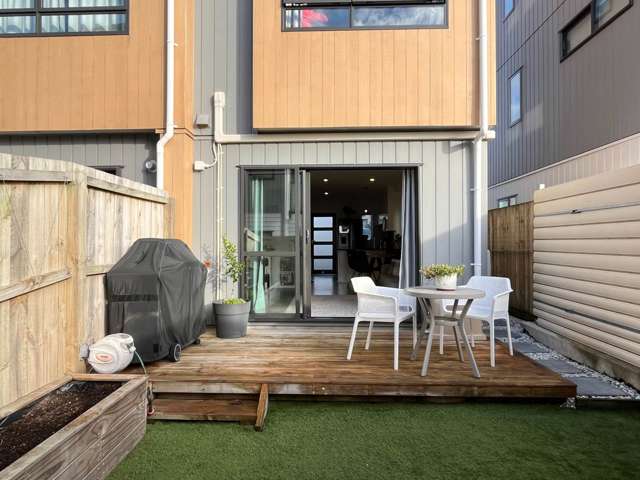 16/8 Arney Road Ranui_2