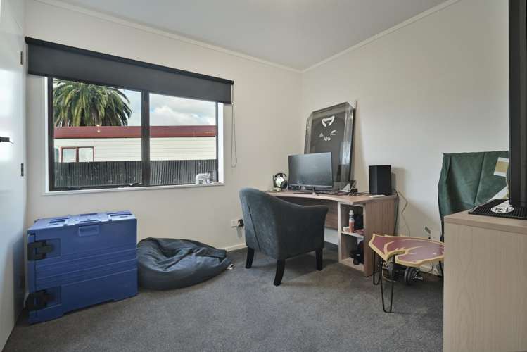 917 Collinge Road Mayfair_14