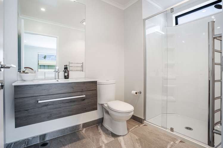 16 Sacred Kingfisher Road Hobsonville_16