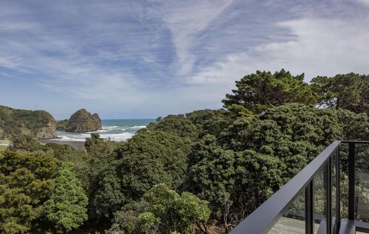 21 & 21a Beach Valley Road Piha_43