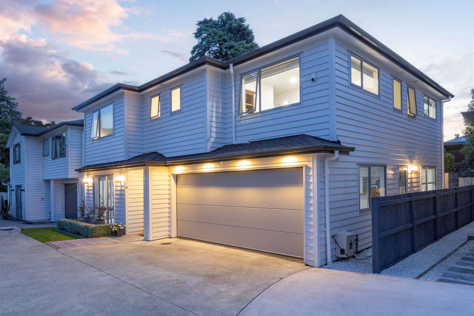 20d Kaurilands Road Titirangi Waitakere City Houses for Sale