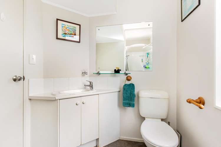 3/150 Rosebank Road Avondale_9