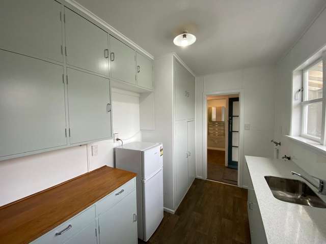 D/84 Tiber Street Island Bay_2