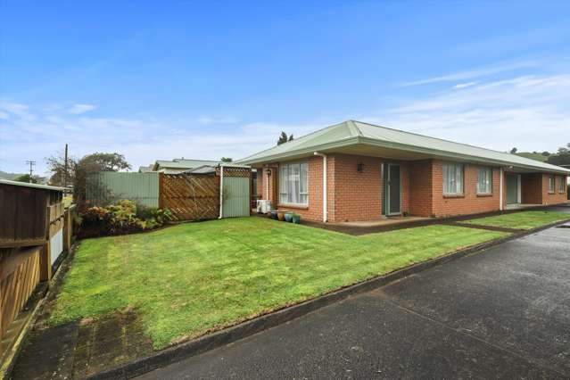 Charming North Facing Townhouse