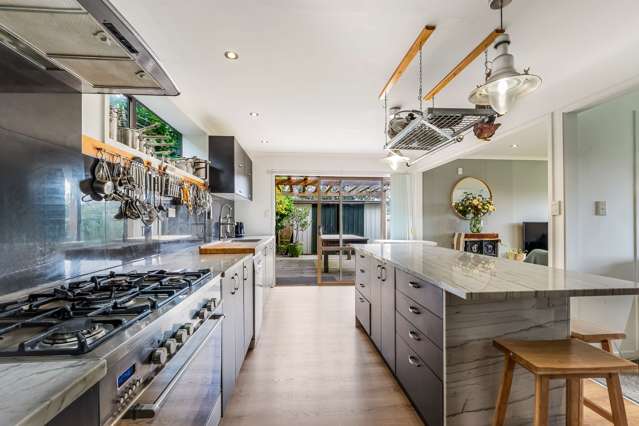 1/1 Sharon Road Browns Bay_4