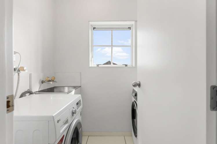 31 John Davis Road Mount Roskill_16