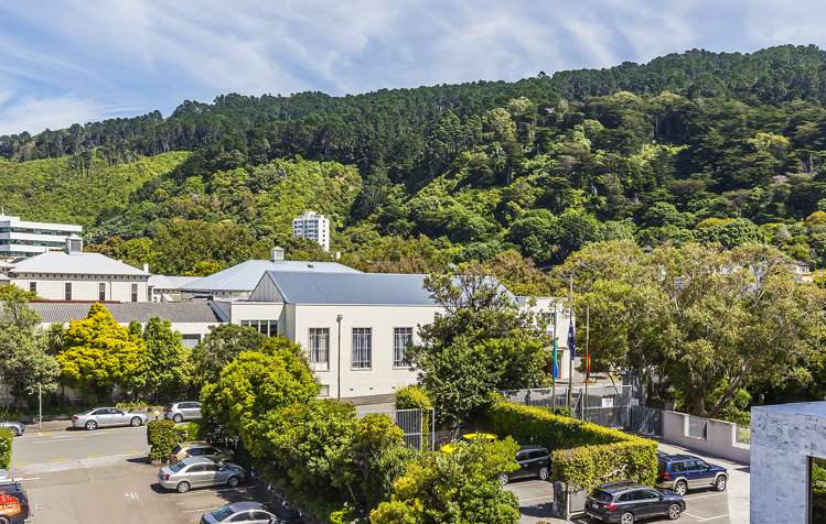 42/70 Hobson Street Thorndon_6