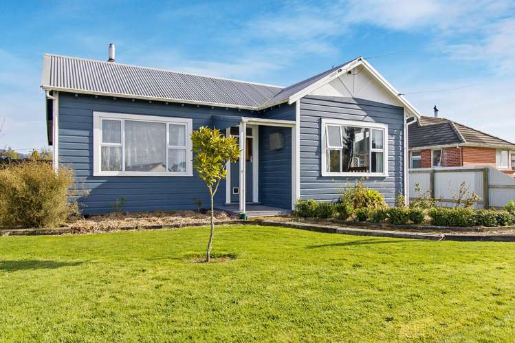 6 Edward Street Waimate_21