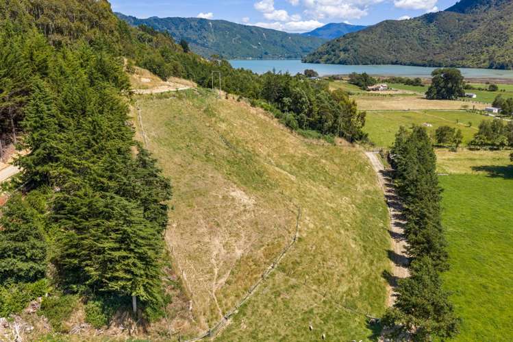 1118 Queen Charlotte Drive Queen Charlotte Sound_21