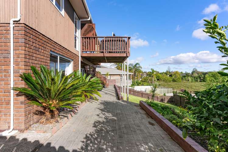 48 Galloway Crescent Farm Cove_25