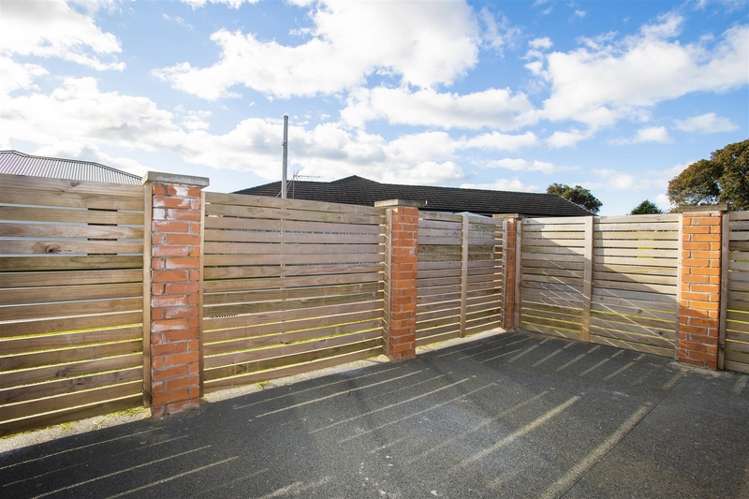 65 Lytton Road Riverdale_3