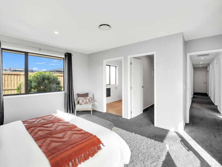 29 Whitehorn Drive Lincoln_19