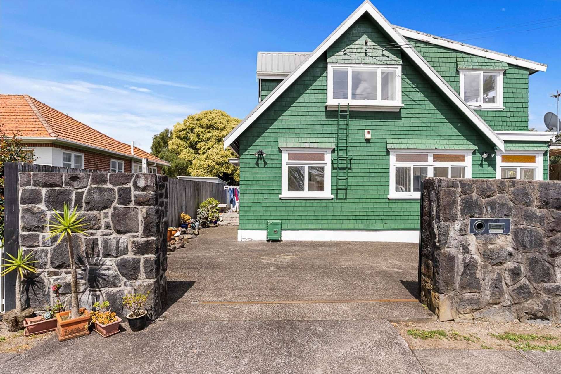 1/18 Reid Road New Lynn_0