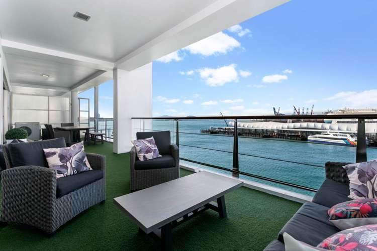 32/139 Quay Street Waitemata Harbour_1
