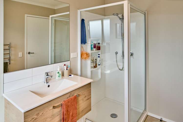 6 Topsail Way Whitby_12