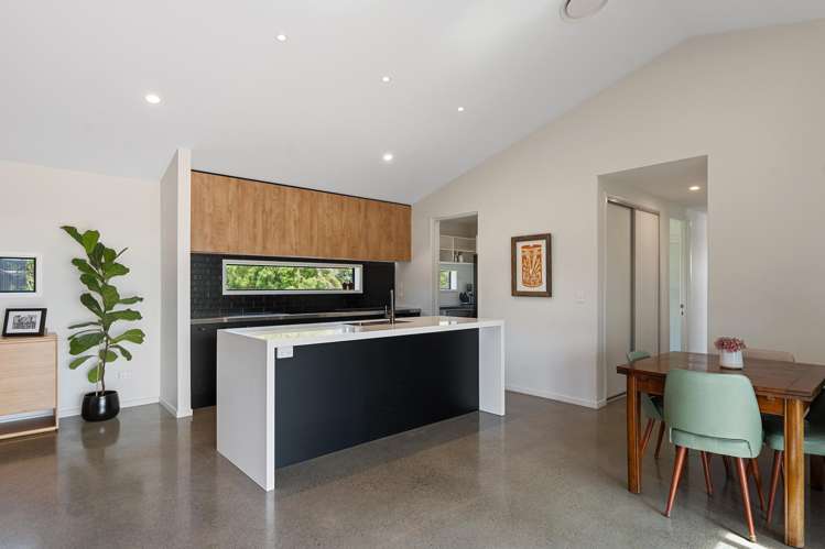 154 River Road Tai Tapu_8