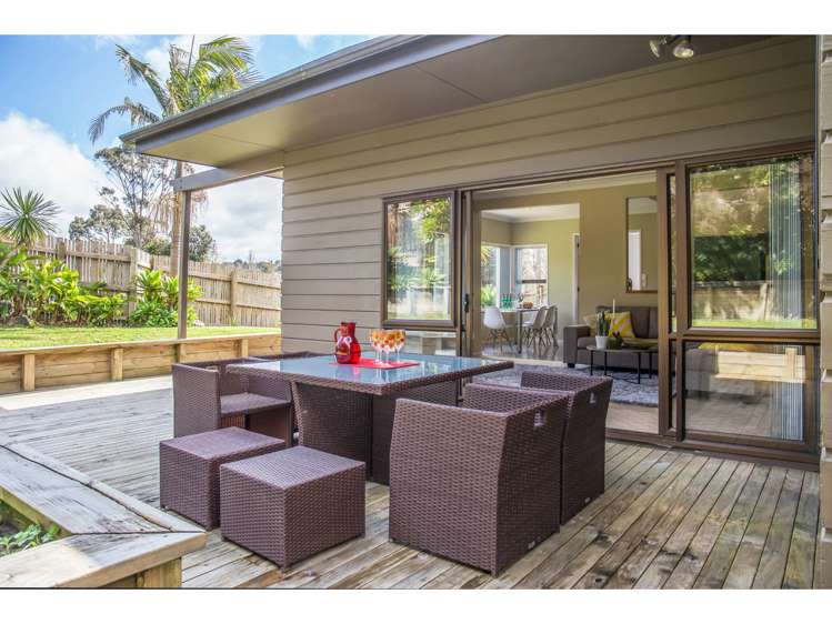 29 Dobell Road Stanmore Bay_16