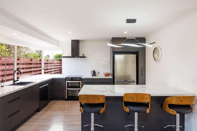 10 Sandstrom Grove Feilding_2