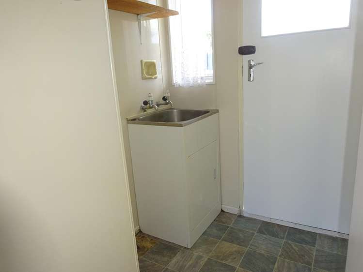 3A Raleigh Place 10480_2