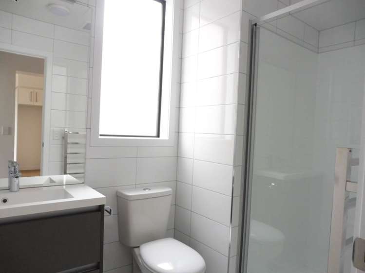 02/187g Barbarich Drive Stonefields_6