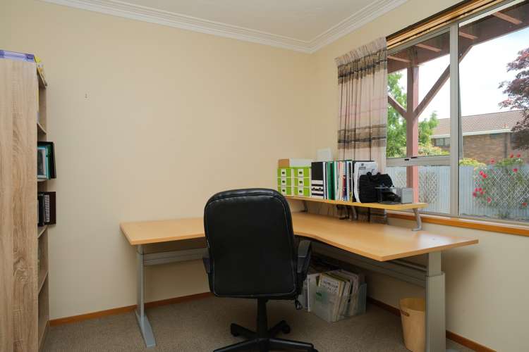 8 Windsor Place Mosgiel_9