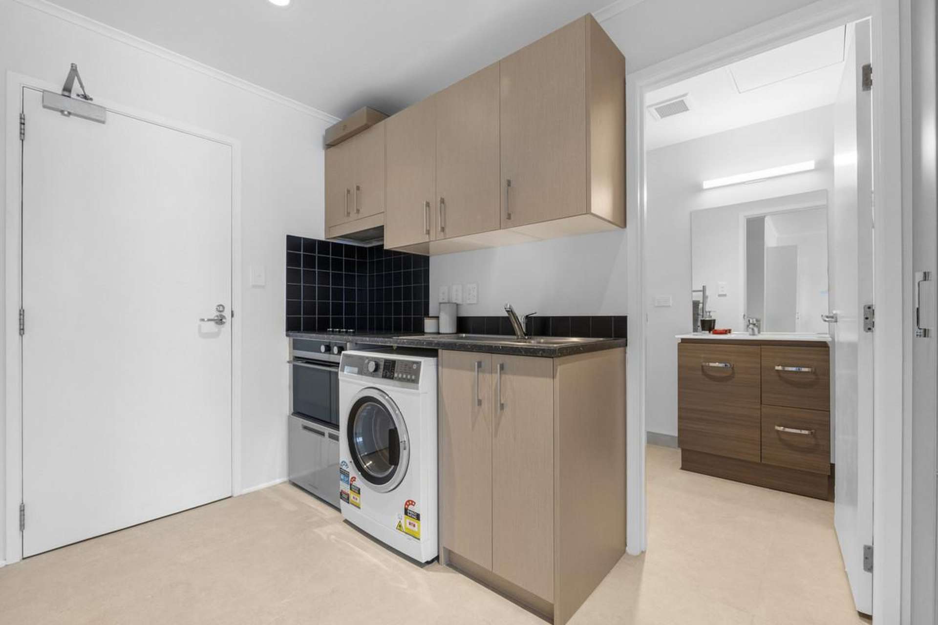 12D/30 Westward Ho Road Glen Eden_0
