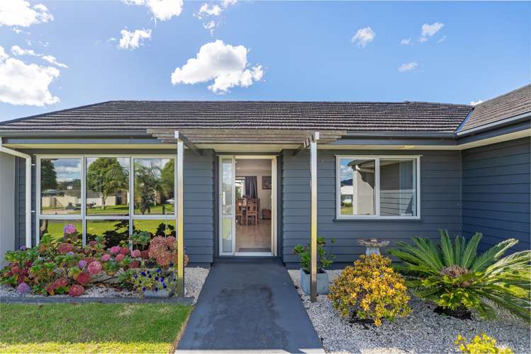 40 Leeward Drive_1