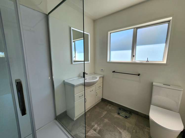 133 Coulson Road Paroa_8