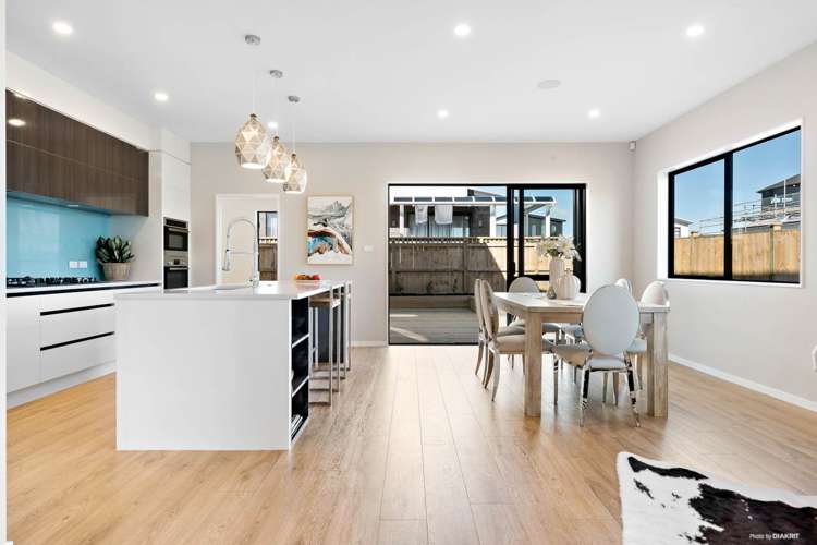 28 Craigs Way Hobsonville_3