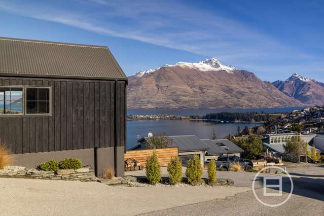 19 Stone Ridge Place Queenstown Hill_3
