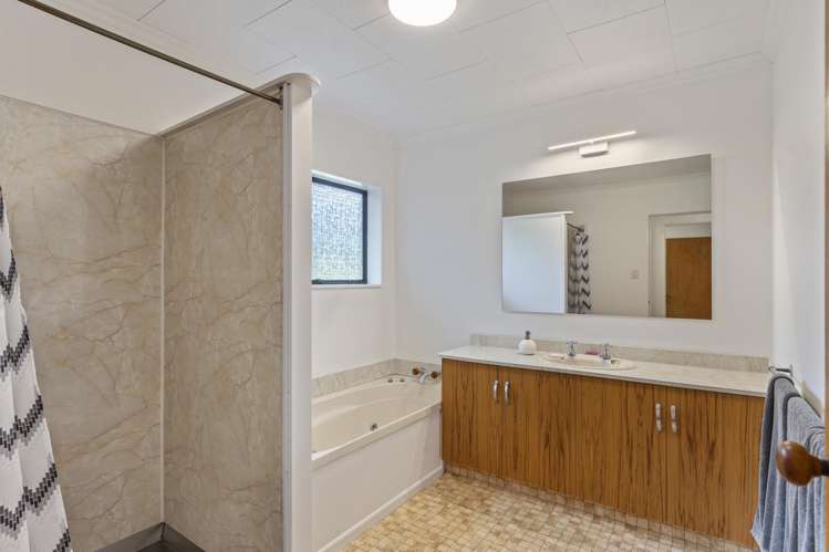 2 Squire Place Blagdon_12