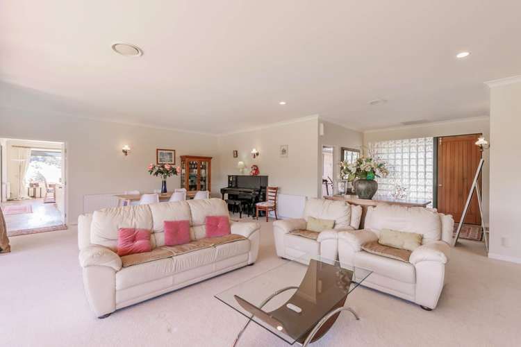 748 Weranui Road Wainui_8