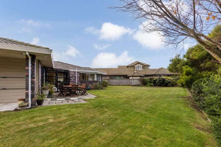 22 Pinewood Grove Paraparaumu Beach_18
