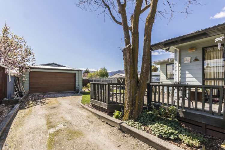 31 Main Road Luggate_23