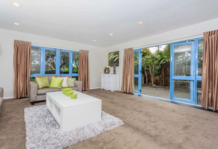 83 Old Lake Road Narrow Neck_6