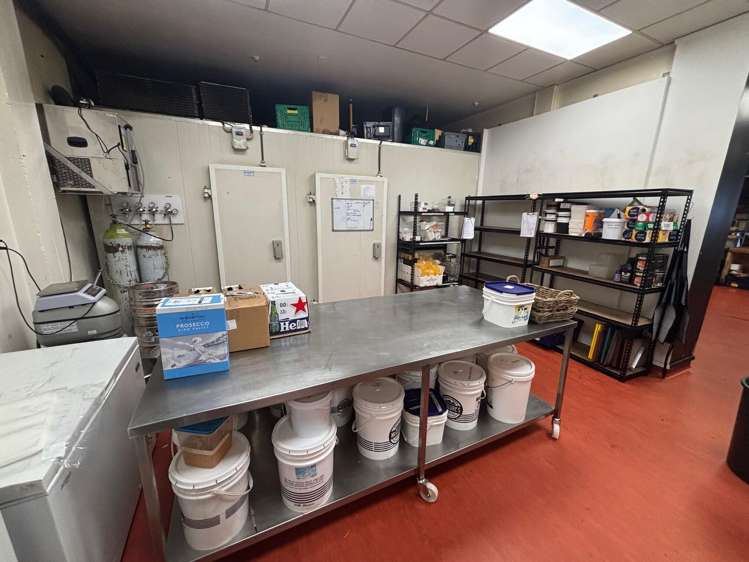 Ground floor, 17 Johnsonville Road Johnsonville_10