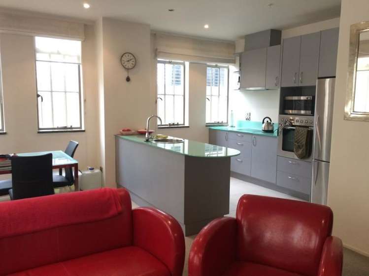 201/332 Lambton Quay Wellington Central_7