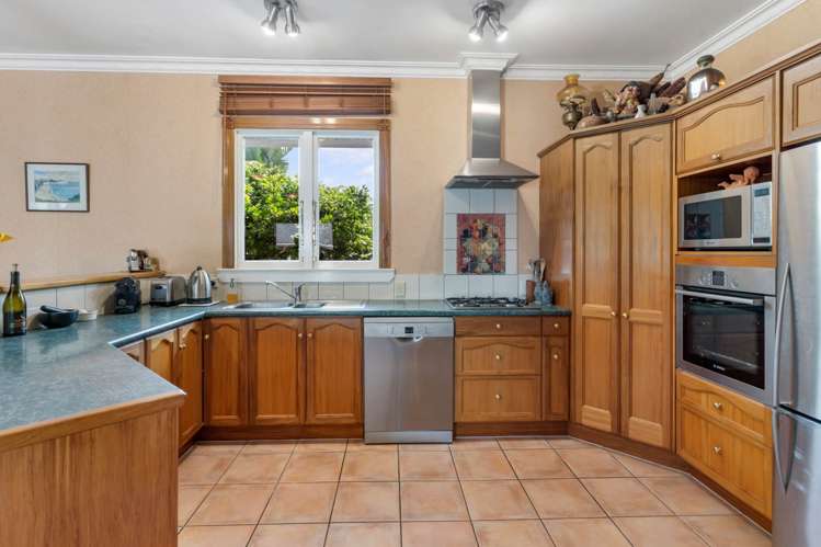 4 Fernleigh Avenue Royal Oak_10