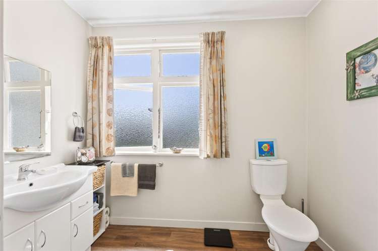 40 Cook Street Carters Beach_13