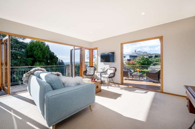 8 Rangitoto View Road Cockle Bay_10