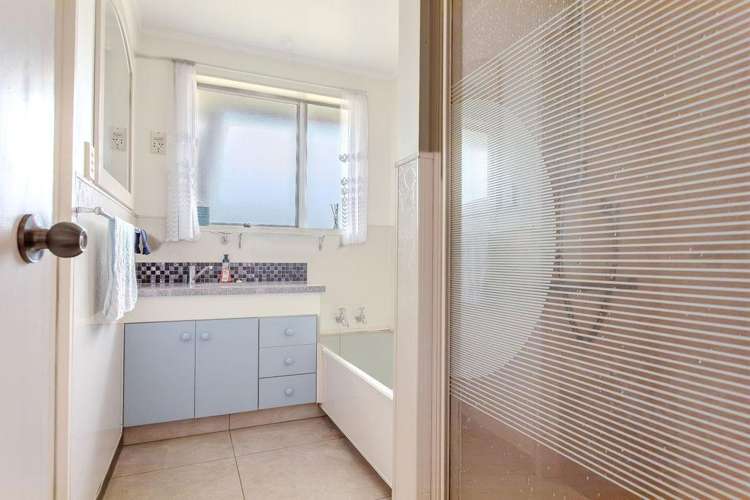 63 McPhee Street Dannevirke_18